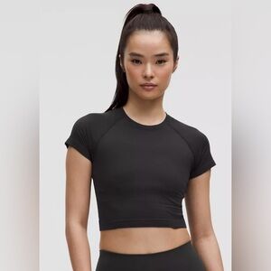 Lululemon swiftly tech Cropped short sleeves Top size 10 yoga Pilates athletic